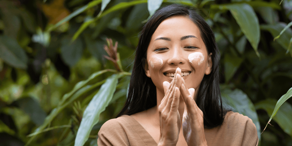Natural Anti Aging Skin Care: Effective Tips for Youthful Glow